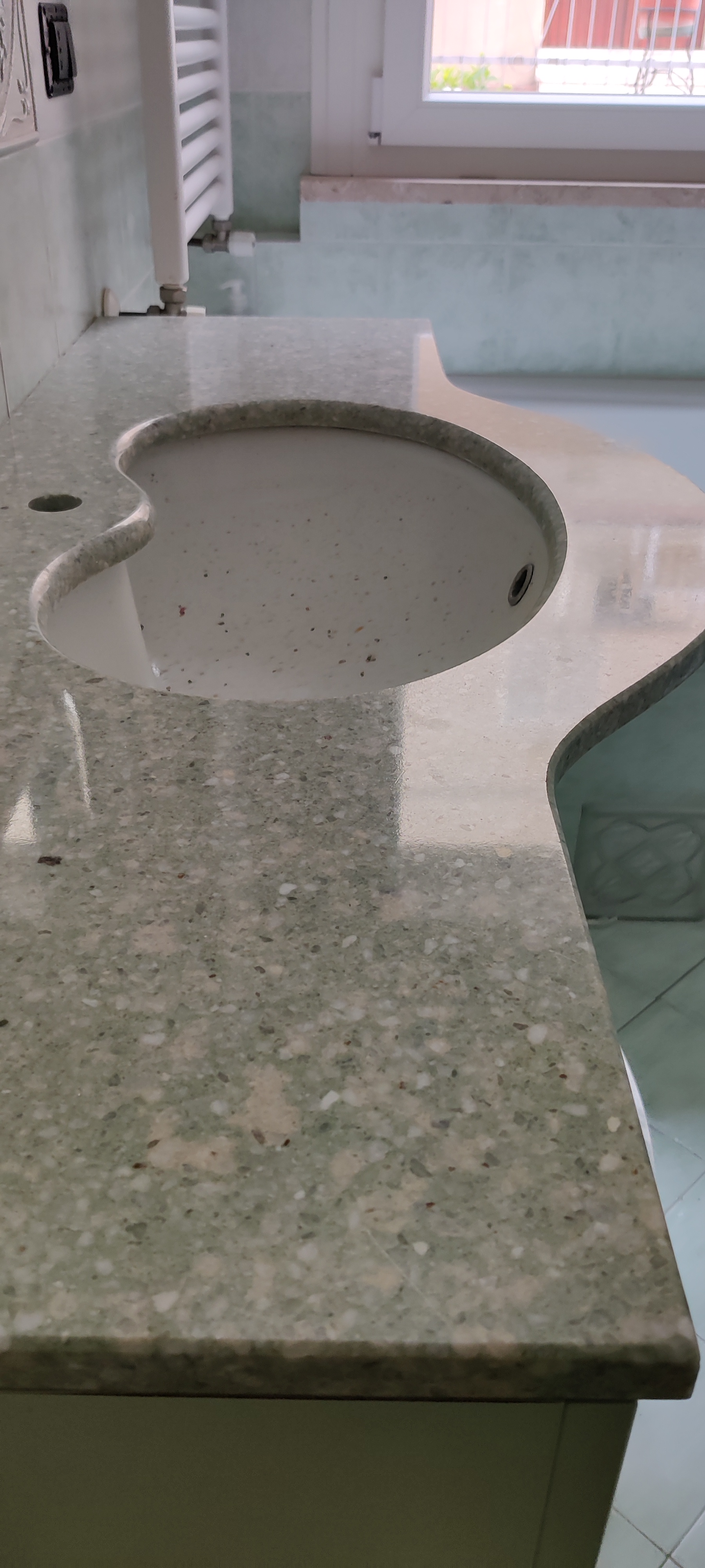 Lucidatura top bagno